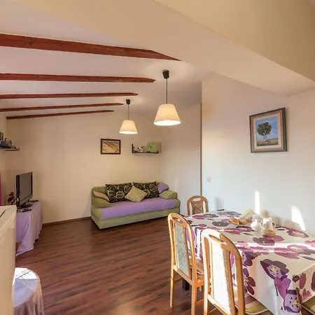 Apartment Josip Turanj