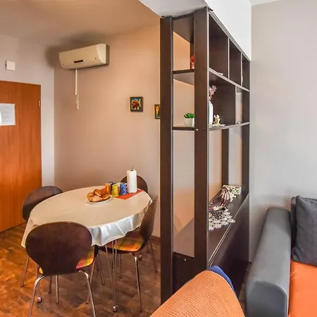 Josip Apartment Turanj