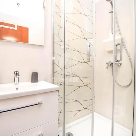 Josip Apartment Turanj